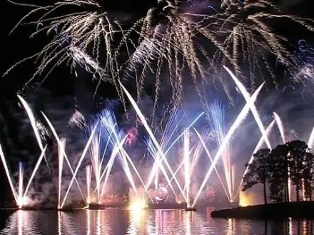 San Diego harbor firework cruises