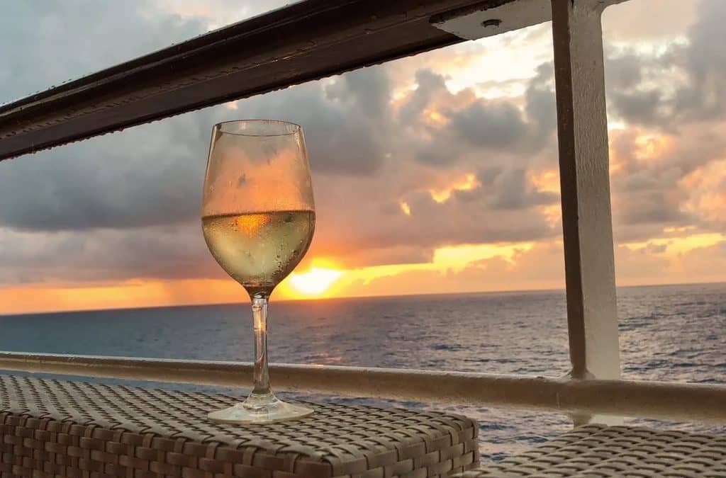 Sip and Sail in Style Unforgettable San Diego Cocktail Cruises cocktail cruise san diego